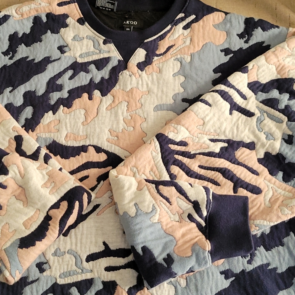Akoo Sweatshirt